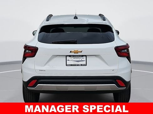 New 2026 Chevrolet Trax LT w/ Driver Confidence Package image 4