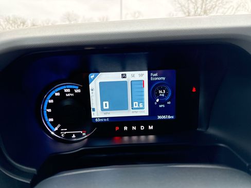 Used 2023 Ford Bronco Badlands image 10