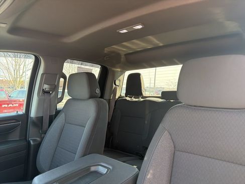 Used 2023 Chevrolet Silverado 1500 LT AWD/4WD image 10