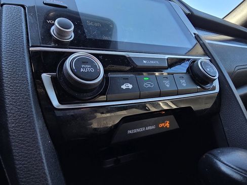 Used 2019 Honda Civic Sport image 17