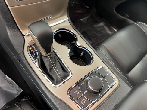 Used 2016 Jeep Grand Cherokee Limited image 33