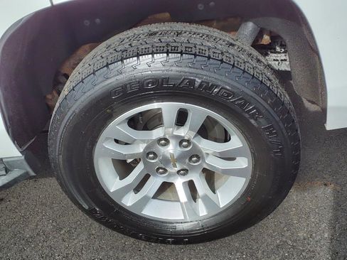 Used 2019 Chevrolet Tahoe LT image 5