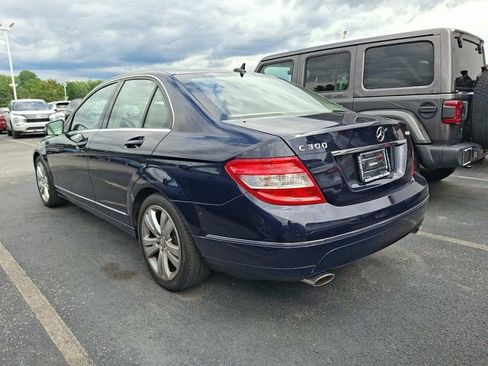 Used 2011 Mercedes-Benz C 300 4MATIC Sedan w/ Premium 1 Pkg image 7