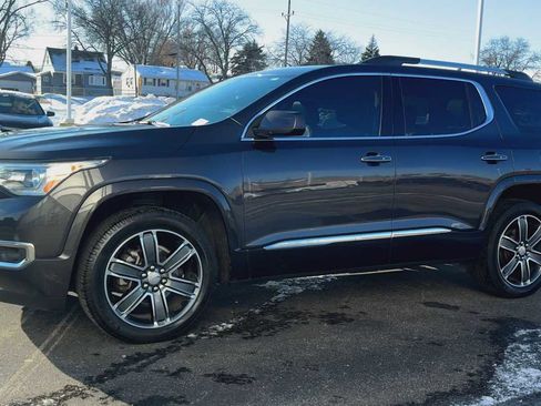 Certified 2019 GMC Acadia Denali image 6