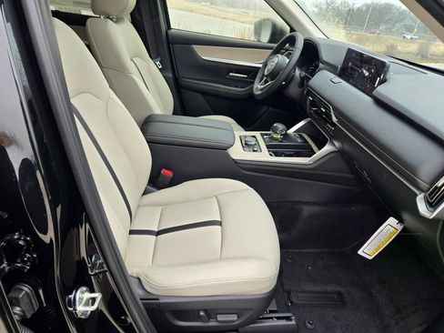 New 2026 MAZDA CX-90 3.3 Turbo w/ Preferred Package AWD/4WD image 4