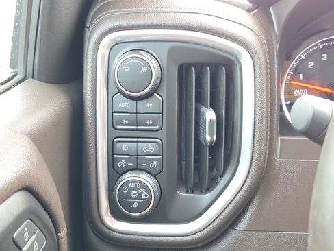 Used 2019 Chevrolet Silverado 1500 RST w/ All-Star Edition image 24