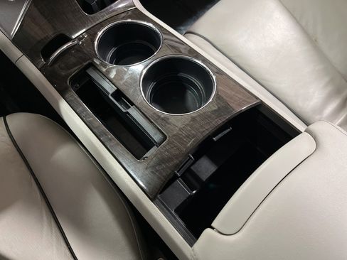 Used 2013 Toyota Venza XLE w/ Tow Prep Pkg image 32