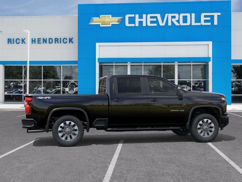 New 2026 Chevrolet Silverado 2500 Custom w/ Custom Value Package AWD/4WD image 7