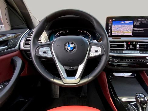 Used 2025 BMW X4 xDrive30i w/ Premium Package AWD/4WD image 6