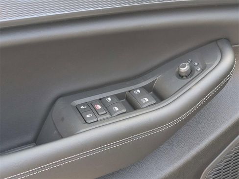 New 2025 Jeep Grand Cherokee Laredo image 19