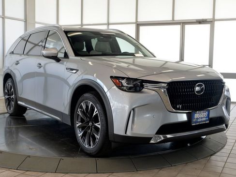 Certified 2024 MAZDA CX-90 Plug-In Hybrid w/ Premium Plus AWD/4WD image 2