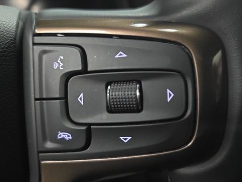 Used 2024 Chevrolet Tahoe High Country image 18