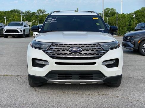 Used 2020 Ford Explorer Limited AWD/4WD image 2