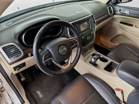 Used 2014 Jeep Grand Cherokee Laredo w/ Quick Order Package 23E image 2