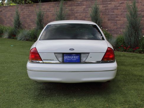 Used 1999 Ford Crown Victoria LX RWD image 25