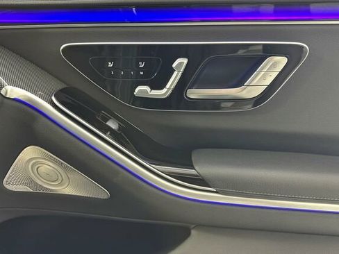 Certified 2023 Mercedes-Benz S 500 4MATIC image 19