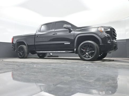 Used 2020 GMC Sierra 1500 Elevation w/ Elevation Value Package AWD/4WD image 32