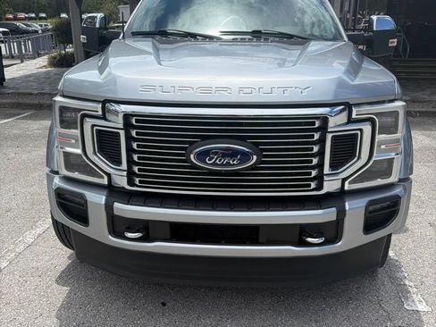 Used 2022 Ford F450 Platinum w/ FX4 Off-Road Package AWD/4WD image 2