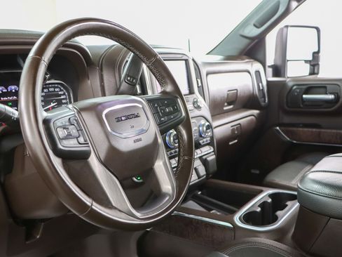 Used 2023 GMC Sierra 2500 Denali w/ Denali Ultimate Package image 27