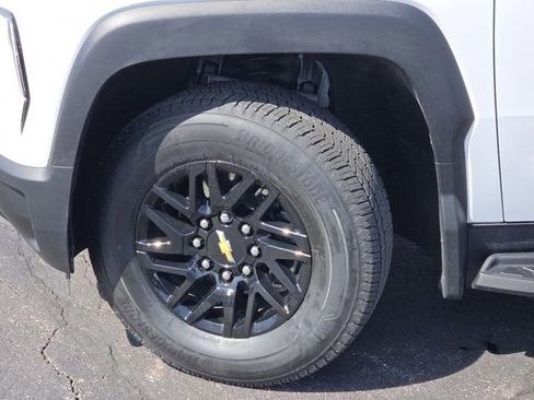 Used 2024 Chevrolet Silverado EV W/T image 23