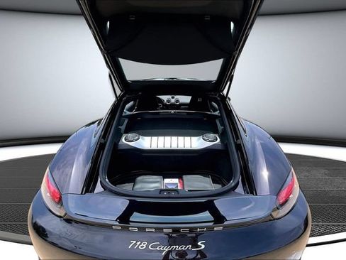 Used 2024 Porsche 718 Cayman S RWD image 22