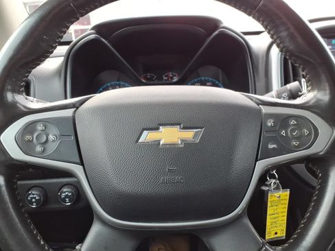 Used 2018 Chevrolet Colorado LT w/ Redline Special Edition AWD/4WD image 10