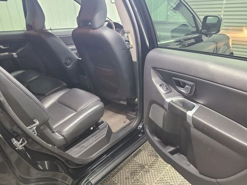Used 2014 Volvo XC90 3.2 image 38