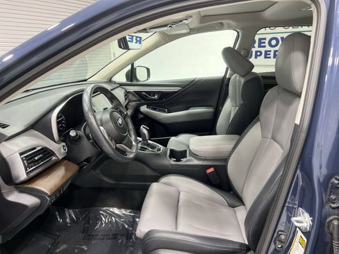 Certified 2025 Subaru Outback Limited XT w/ Tech Package 2 AWD/4WD image 11
