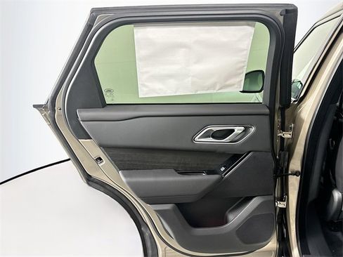 New 2026 Land Rover Range Rover Velar Dynamic SE image 22