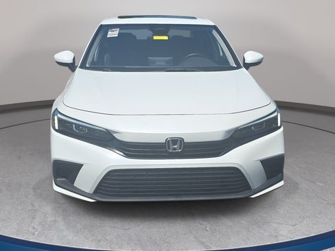 Used 2024 Honda Civic EX image 2