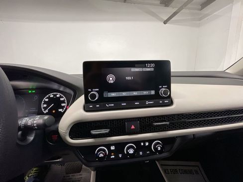 Used 2023 Honda HR-V LX image 13