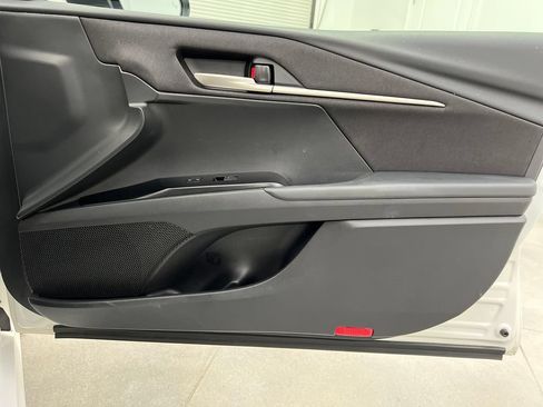 Used 2025 Toyota Camry LE FWD image 28