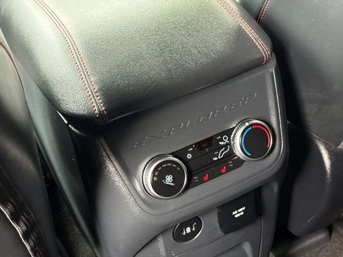 Used 2025 Ford Explorer ST-Line w/ Premium Package AWD/4WD image 45