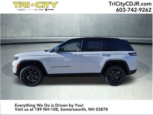 New 2025 Jeep Grand Cherokee Limited image 2