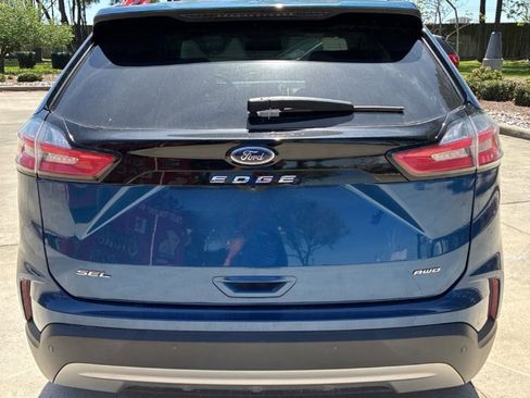 Used 2021 Ford Edge SEL w/ Cargo Accessory Package image 8