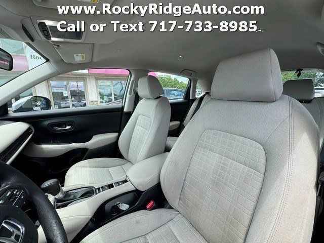 Used 2025 Honda HR-V LX image 10
