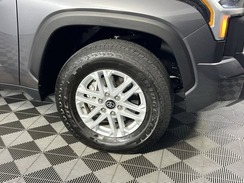 Used 2022 Toyota Tundra SR5 image 11