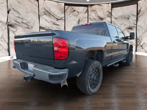 Used 2018 Chevrolet Silverado 3500 LT w/ LT Convenience Package image 5