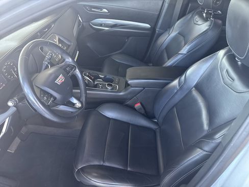 Used 2020 Cadillac XT4 Premium Luxury image 21