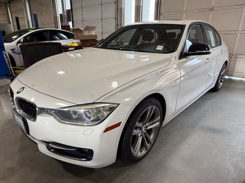 Used 2012 BMW 328i Sedan RWD image 2