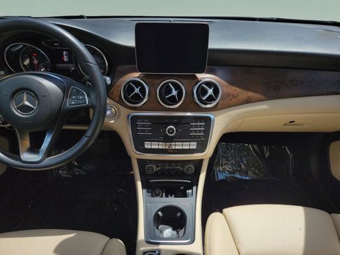 Certified 2019 Mercedes-Benz GLA 250 image 14