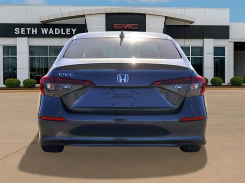 Used 2023 Honda Civic LX image 6