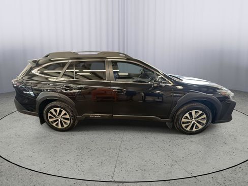Used 2025 Subaru Outback Premium w/ Popular Package #1A AWD/4WD image 7