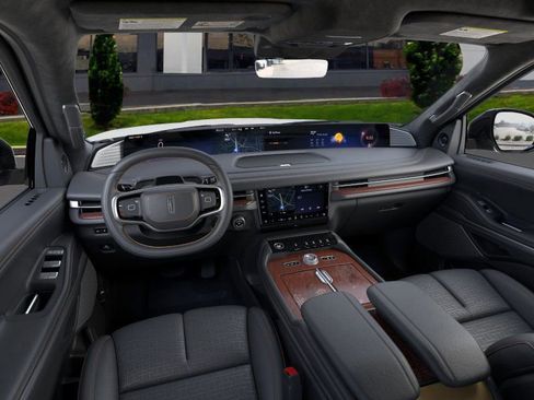 New 2025 Lincoln Navigator Black Label image 42