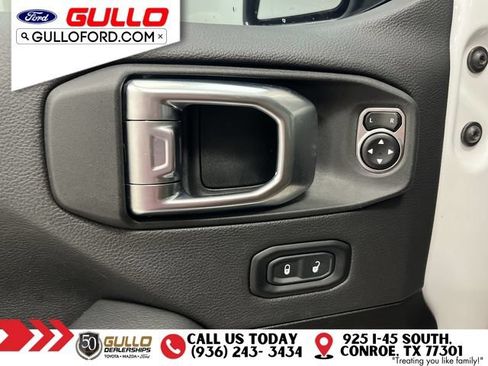 Used 2023 Jeep Gladiator Overland w/ Popular Equipment Package AWD/4WD image 21