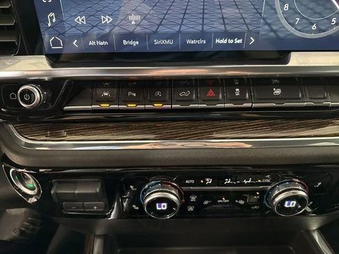 Used 2023 GMC Sierra 1500 Elevation w/ Elevation Premium Package image 18