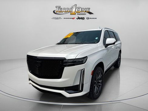Used 2023 Cadillac Escalade Sport Platinum AWD/4WD image 4