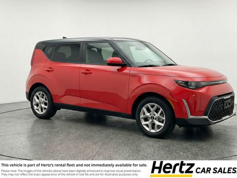 Used 2025 Kia Soul LX w/ LX Technology Package image 1