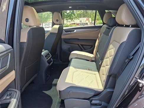 New 2025 Volkswagen Atlas Cross Sport SE image 7