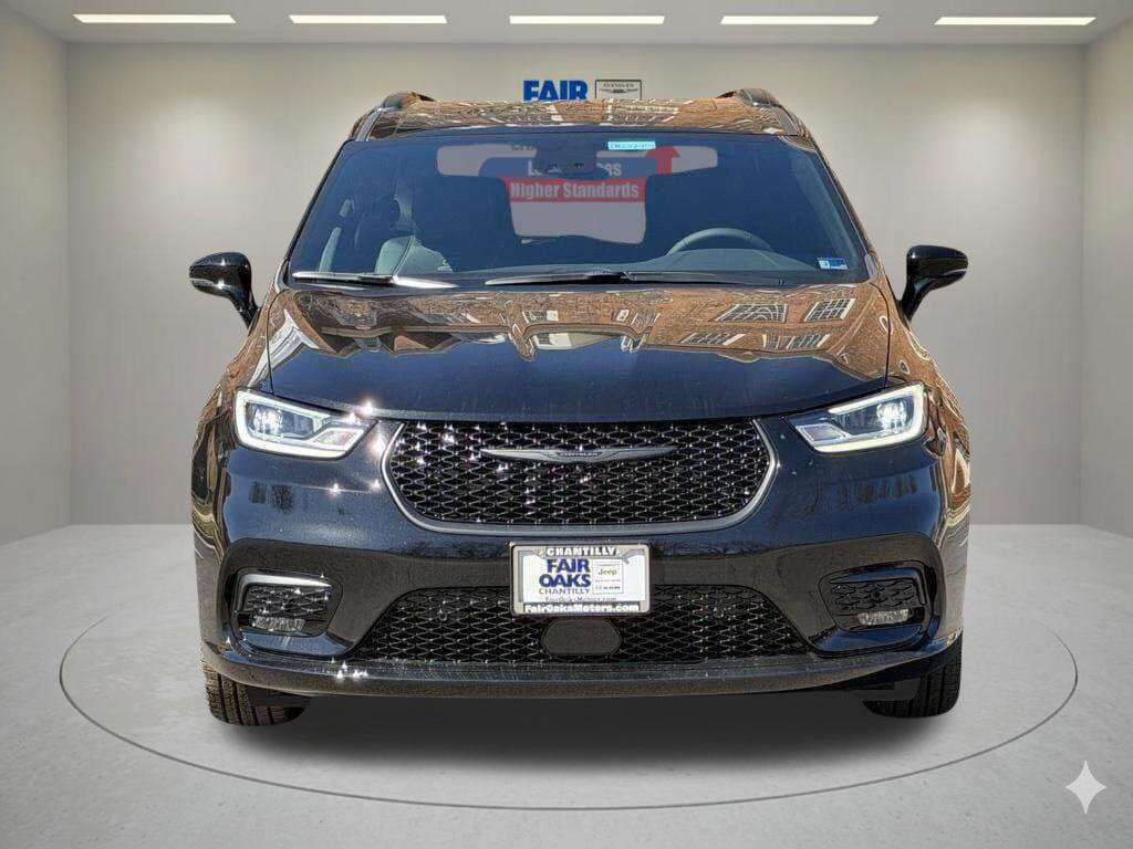 New 2026 Chrysler Pacifica Select w/ S Appearance Package FWD image 4